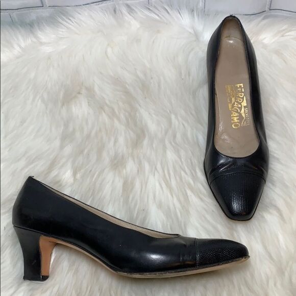 Salvatore Ferragamo Black Leather SlipOn Heel Sz 8 - Picture 1 of 6